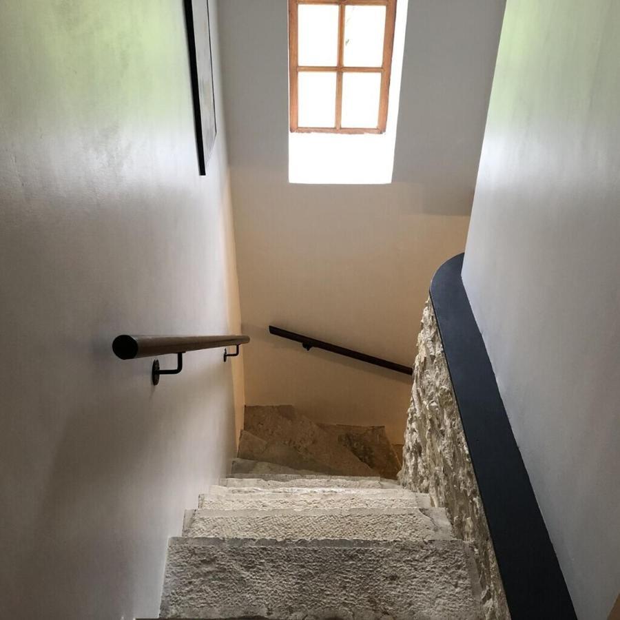 Blacksmiths Cottage In Blanzay - 3 Beds 외부 사진