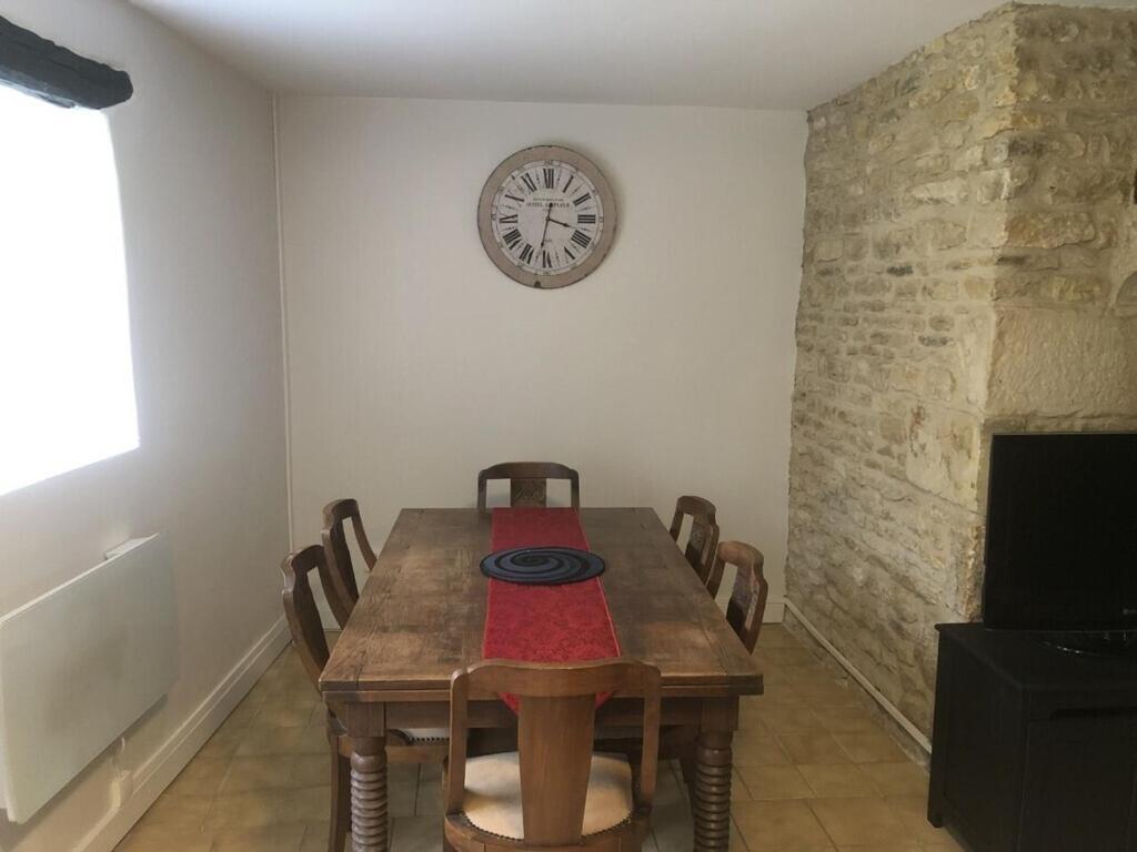 Blacksmiths Cottage In Blanzay - 3 Beds 외부 사진