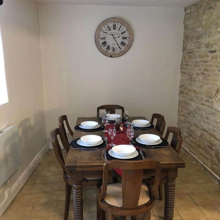 Blacksmiths Cottage In Blanzay - 3 Beds 외부 사진