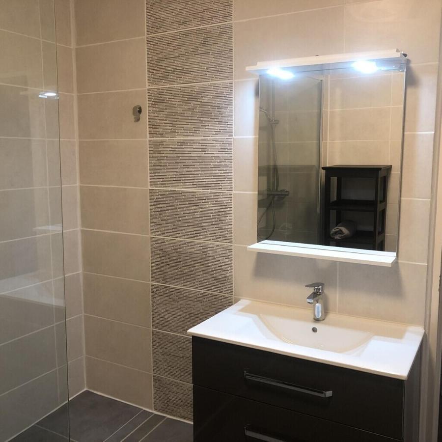 Blacksmiths Cottage In Blanzay - 3 Beds 외부 사진